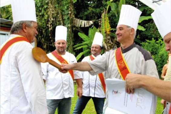 Tous autour de la table