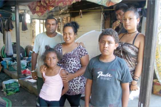 Une famille sous tentes