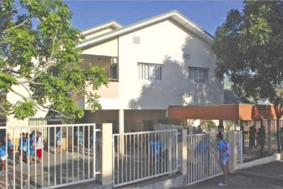 Le collège garde la classe