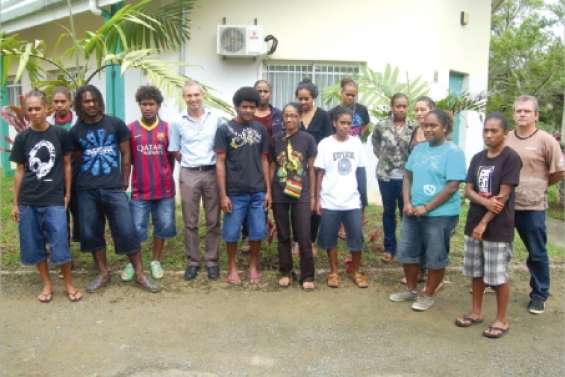 Des étudiants au lycée