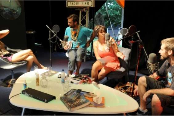 Emission d'ondes positives