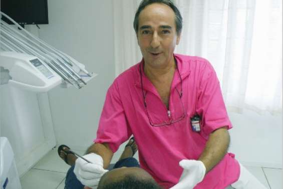 Un dentiste très polyvalent