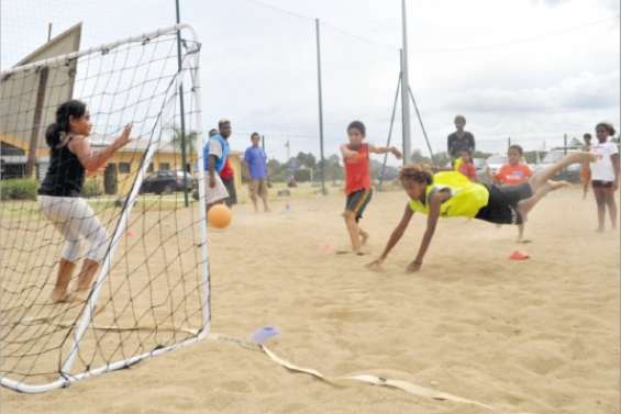 Ils se régalent au sandball