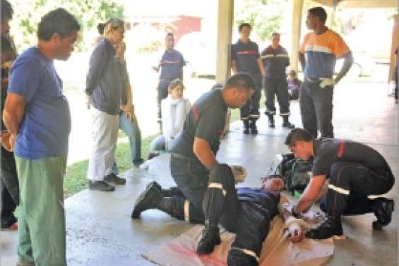 De futurs secouristes à l'essai