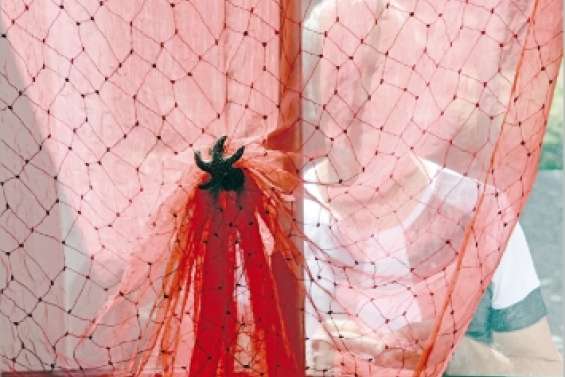 Des proies pour la société