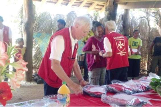 Huit secouristes diplômés à l'île Ouen