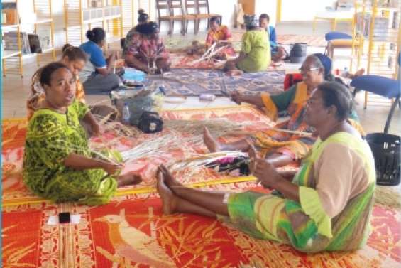 Les femmes misent sur la tradition