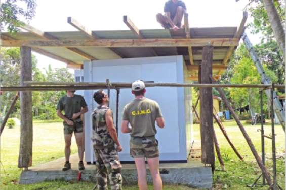 L'armée dresse son camp