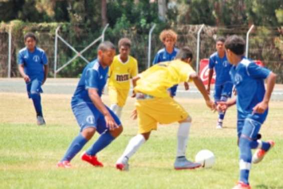 Wetr et le Mont-Dore remportent  la Coupe jeunes 2015 de football