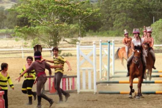 Les cavaliers du Nord-Ouest ont fait un show sur le thème du cinéma