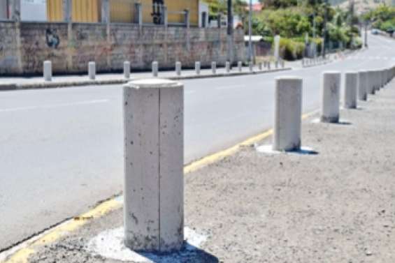 Avenue de la Tonghoué : fini le parking sur les trottoirs