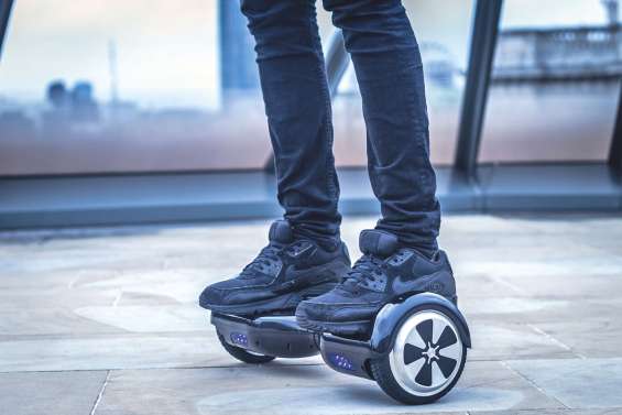 La maison part en fumée à cause d'un hoverboard