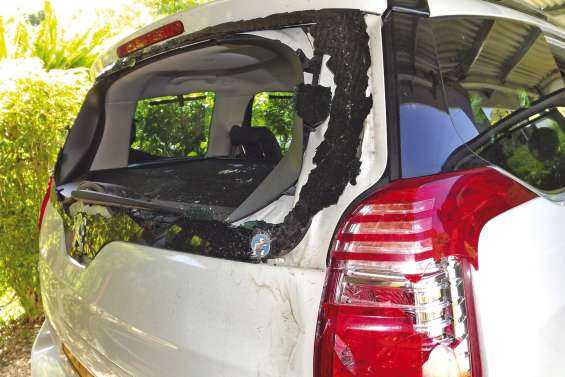 Caillassage, cambriolage et vol au village