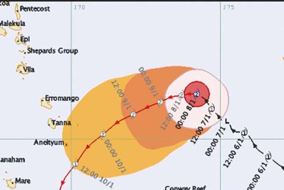 Le cyclone Ula a chahuté l'île d'Anatom