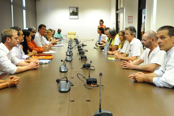 Budget du Médipôle : les  blouses blanches rassurées