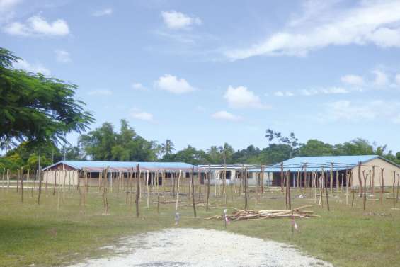 3 000 fidèles à Nang pour Pâques