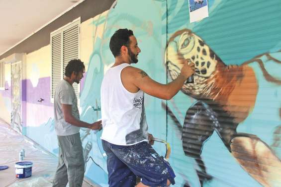 Le réfectoire de Poya reprend des couleurs