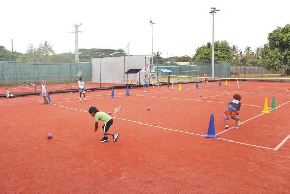 Vacances sportives au club de tennis