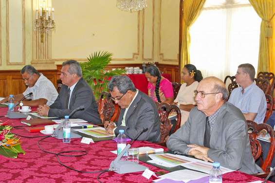 180 millions de francs pour le Fonds Pacifique