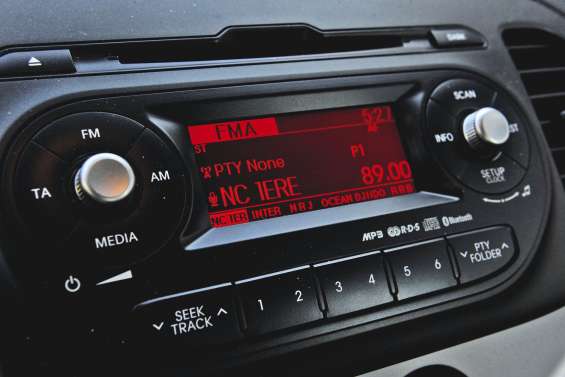 Petit coup de frais sur la grille de la radio publique