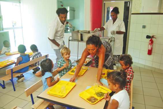 Les cantines communales sont ouvertes à tous