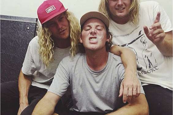 Une Saint-Patrick un peu punk et un peu surf