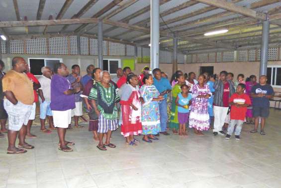 La tribu de Nang sur le chemin de la Kovasio