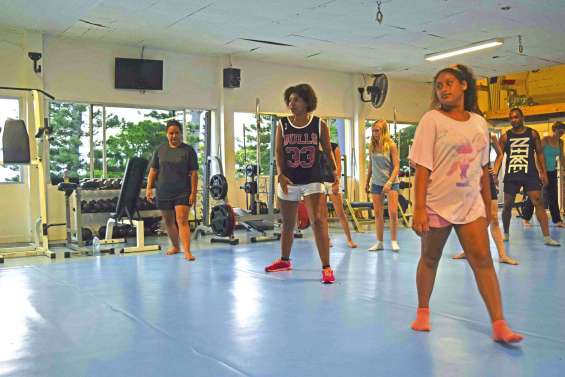 Des cours de ragga dancehall au Vallon-Dore
