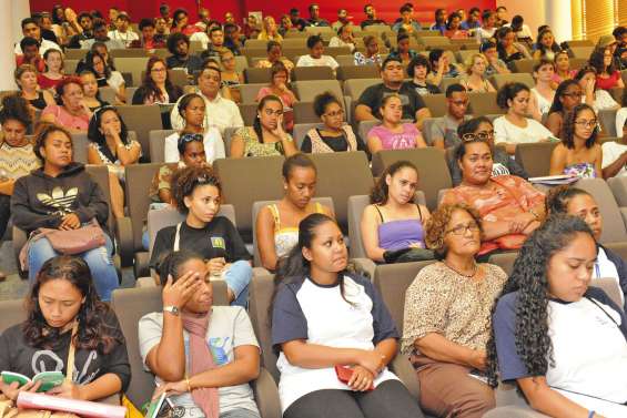 Un peu de Calédonie attend les étudiants à Paris