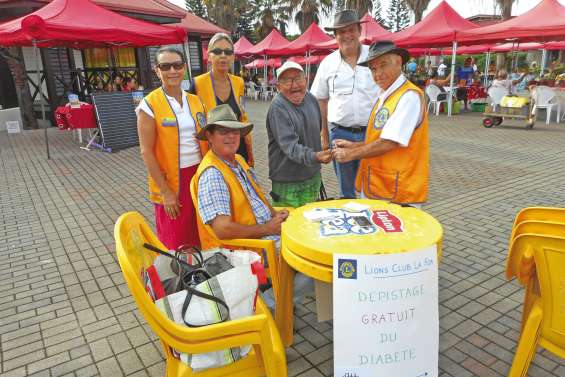 Des dépistages gratuits au marché