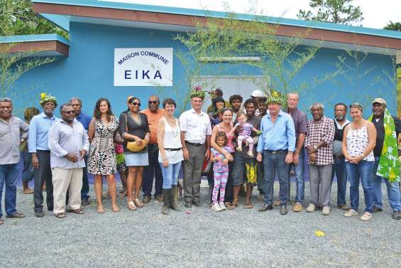 Table Unio voit sa maison commune en grand