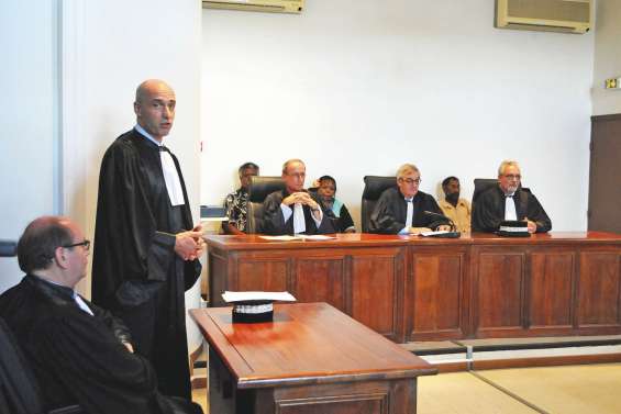 Vers plus d'autonomie de la section détachée