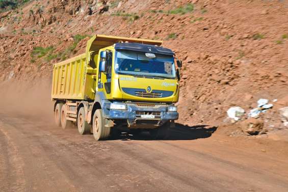 Trois autorisations d'export de minerai accordées