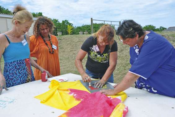 La Fédération des femmes peine à rassembler