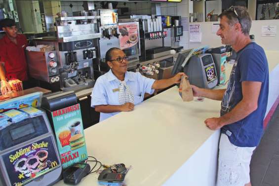 McDo concurrencera Quick à Boulari