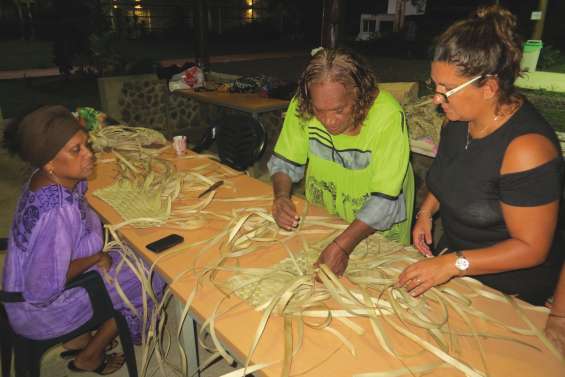 Un atelier renoue avec le tressage