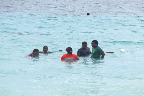 Les futurs surveillants de baignade se jettent à l'eau