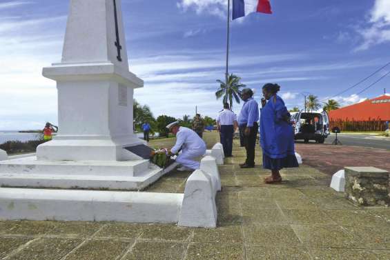 Un hommage aux combattants