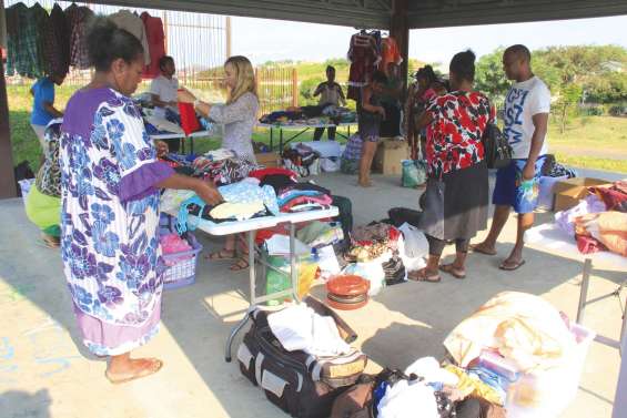 Pour les bonnes affaires, rendez-vous sous le faré