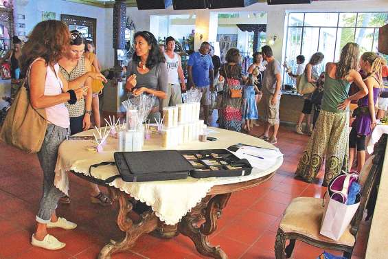 Reconvertis, ils font des petits marchés leur vitrine