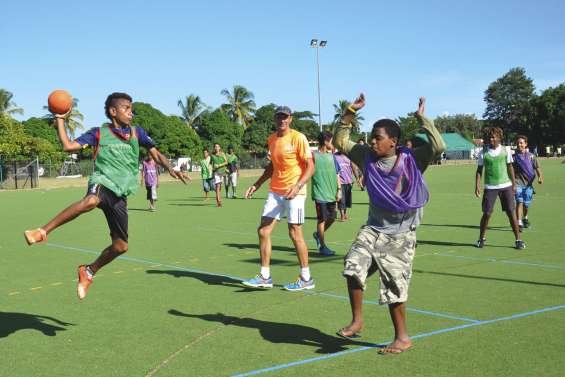 Les sports collectifs ont la cote chez les collégiens de Koumac