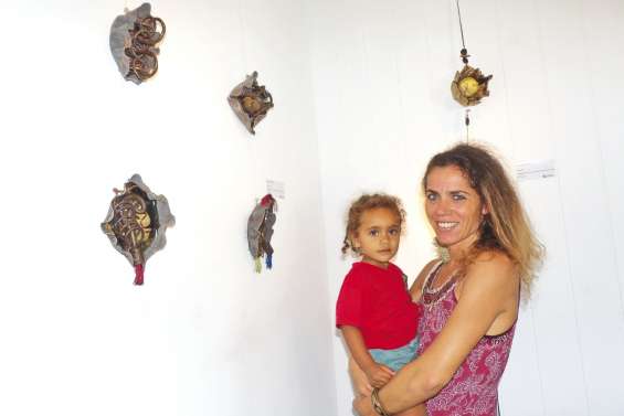 L'artiste Marie-Jeanne  Chatelain expose à Nouméa