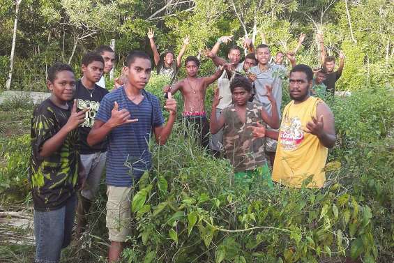 Les internes font leur fête de l'igname