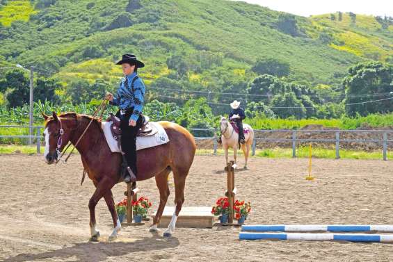 Un concours équestre aux allures  de western à Gadji