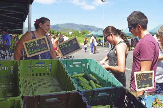Le Marché broussard s'associe au premier marché communal à l'Arène
