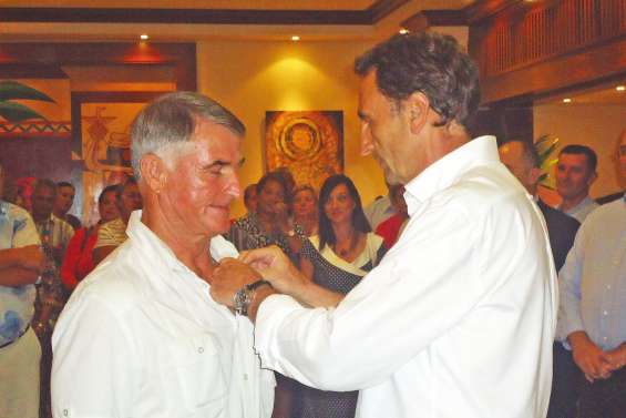 Des bénévoles  bouraillais décorés