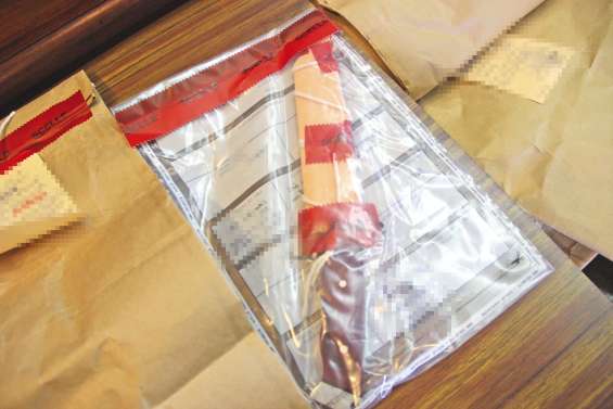 Treize coups de couteau pour une séparation