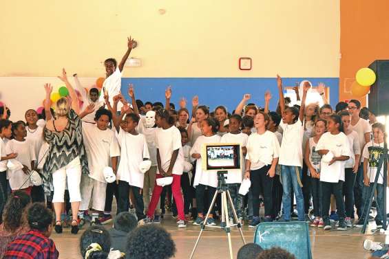 La fête de la Musique s'invite dans les collèges de Plum et de Koutio