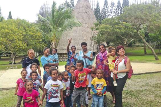 Les enfants de Pothé embellissent leur école