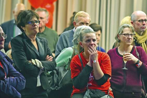 Législatives : les partis au coude à coude